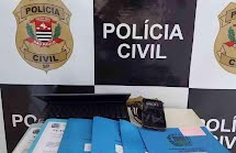 Polícia coleta documentos na Prefeitura de Serrana em operação contra fraudes no transporte escolar