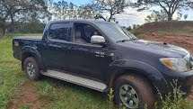 Políciais Militares de Porto Ferreira recuperam caminhonete Toyota Hilux roubada no município