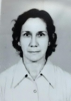 Ana Cardoso Marquês Valle ( Mãe do Joaquim da Cultural ).