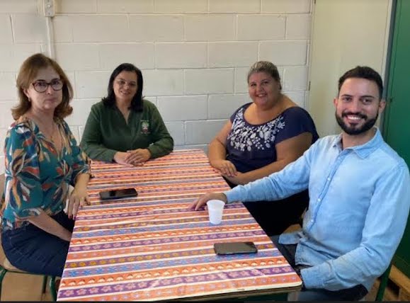 Câmara recebe visita de estudantes e professoras do Colégio