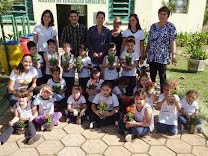 Núcleo Verde É Vida realiza atividades ambientais direcionadas ao Dia das Mães