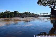 Rio Mogi Guaçu: enchente em Porto Ferreira, saltos da ponte metálica e Slackline