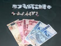 Adolescente é apreendido com drogas no bairro Cristo Redentor