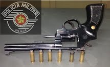 Policiais localizam arma de fogo na Vila Sibila