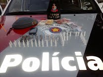 Casal de adolescentes é pego em  Ato Infracional  de Tráfico de Drogas
