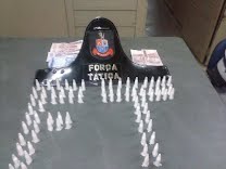 Suspeitos são presos por tráfico de  drogas no bairro Cristo Redentor