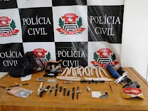 Rio Claro: quadrilha tenta explodir caixa eletrônico e polícia apreende 9 bananas de dinamite 