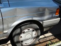 Quarteto ameaça diretora de escola em São Carlos e detonam carro de professora 