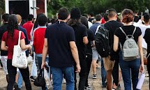 Atenção estudantes! Vocês têm até as 23h59 de hoje, 13/06,  para fazer a inscrição no Enem