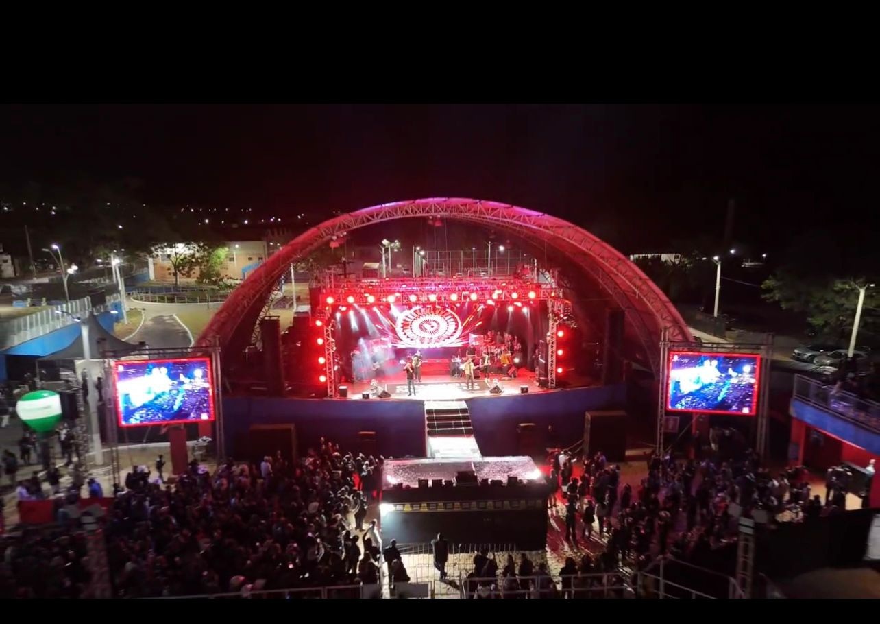 Feife de Porto Ferreira reúne multidão em quatro dias de festa com grandes shows