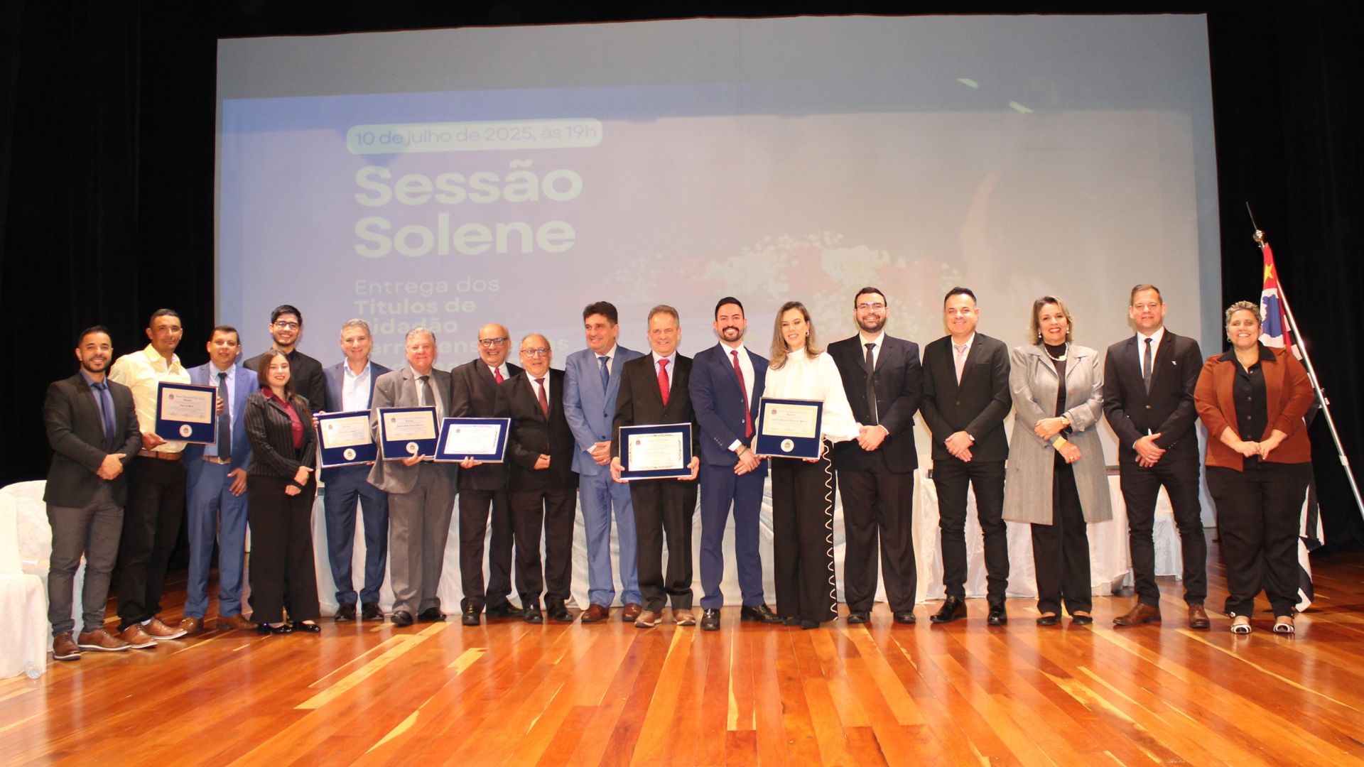Câmara de Porto Ferreira realiza cerimônia de entrega dos “Títulos de Cidadão Ferreirense” e das “Medalhas Mérito 29 de Julho”