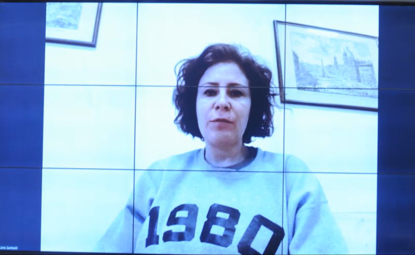Mesmo presa na Itália, Carla Zambelli custa R$ 223 mil por mês à Câmara dos Deputados