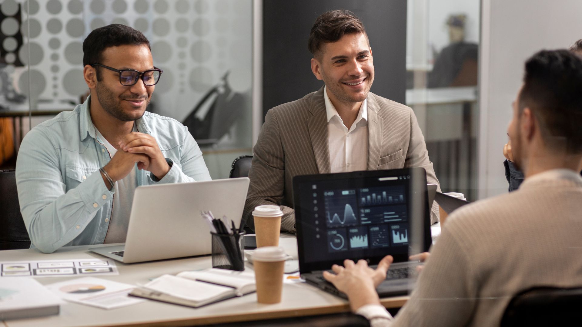 Potencializar resultados com conteúdo técnico, LinkedIn e geração de leads qualificados