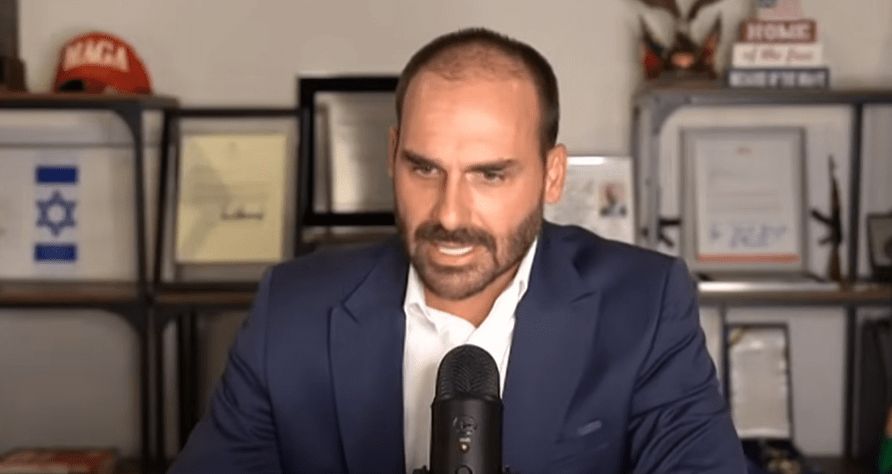 PL prepara dossiê regimental para tentar evitar perda de mandato de Eduardo Bolsonaro