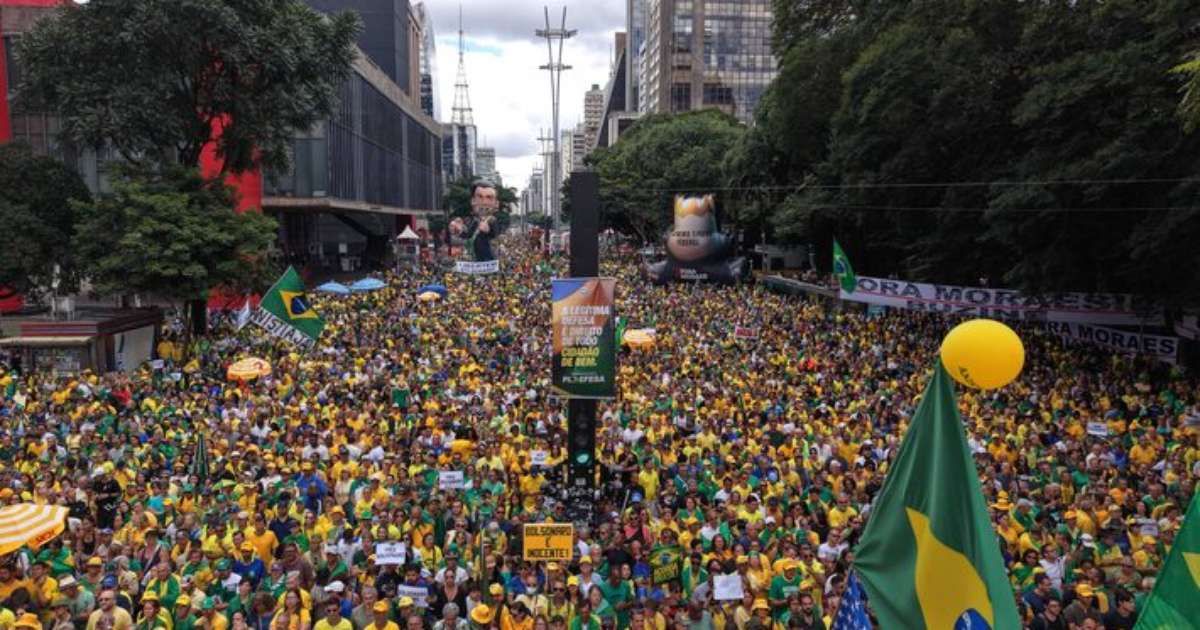 Paulista vira palco de ofensiva da direita contra Lula e STF