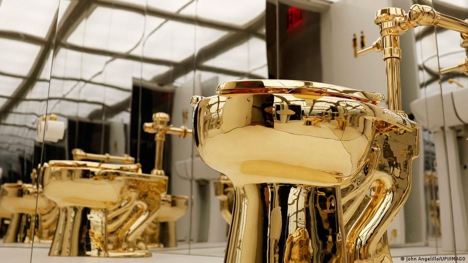 Trump declara guerra aos chuveiros e descargas “ecologicamente corretos” e reacende polêmica ambiental nos EUA