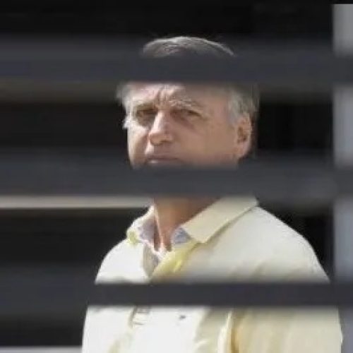 Eduardo Bolsonaro chama Moraes de “criminoso” e acusa STF de abuso de autoridade