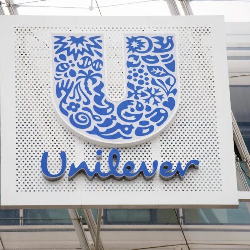 Anvisa suspende fabricação de saneantes em fábrica da Unilever por falhas sanitárias