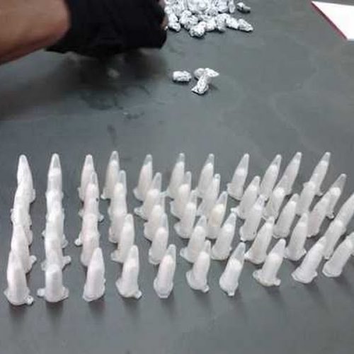 PM localiza drogas em terreno na Vila Maria