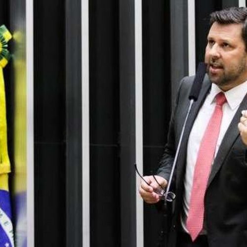 Sampaio diz que absolvição de Donadon pela Câmara é uma ‘vergonha’