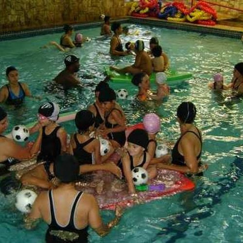 PFFC: Benefícios da natação infantil