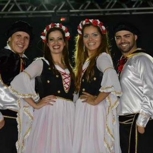 Fred Rovella fez o show de abertura da Festa Italiana de Pirassununga