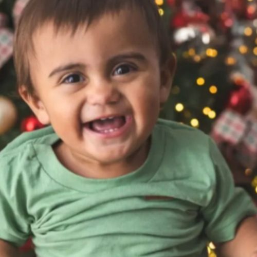 Bebê morre afogado em piscina durante a própria festa de 1 ano ocorrida neste sábado (07/02)