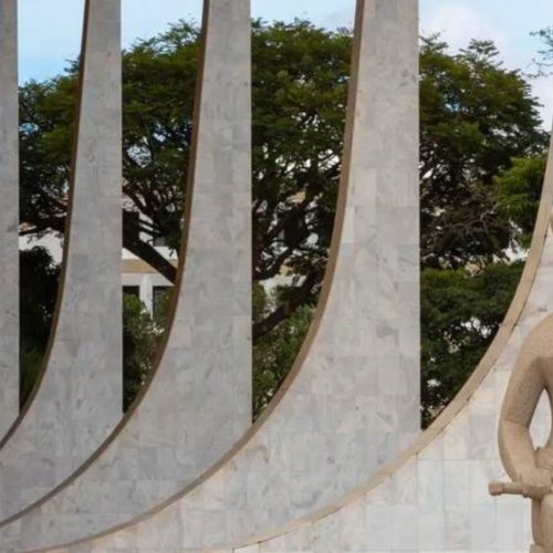STF recebe da ABE-EAD ação contra decreto do MEC que veda EAD em cursos essenciais