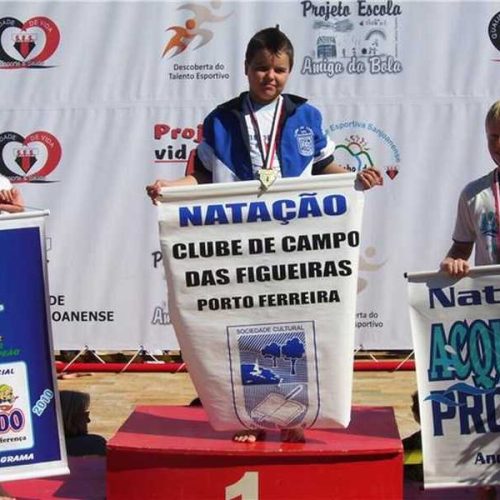 Clube de Campo ganha 15 medalhas no Troféu Amigos da Natação