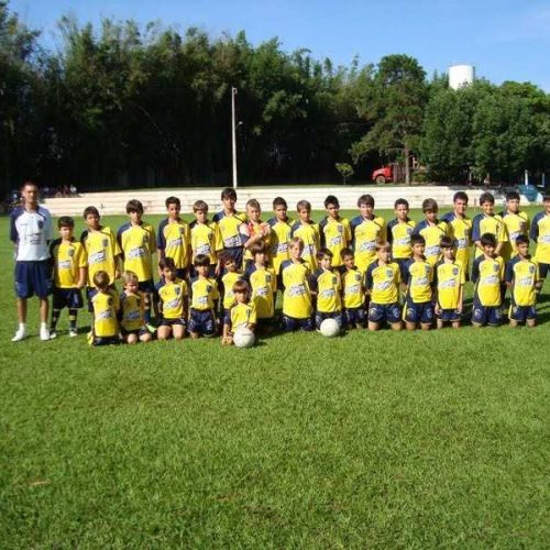 Escola de Futebol Olé Brasil Sub 07/ 09 faz amistosos