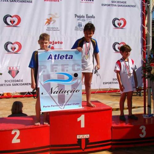 PFFC conquista 45 medalhas no Troféu Amigos da Natação