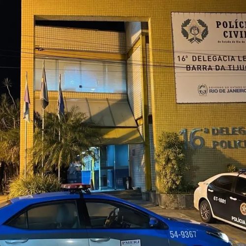 Abordagem policial termina com PMs feridos após atropelamento