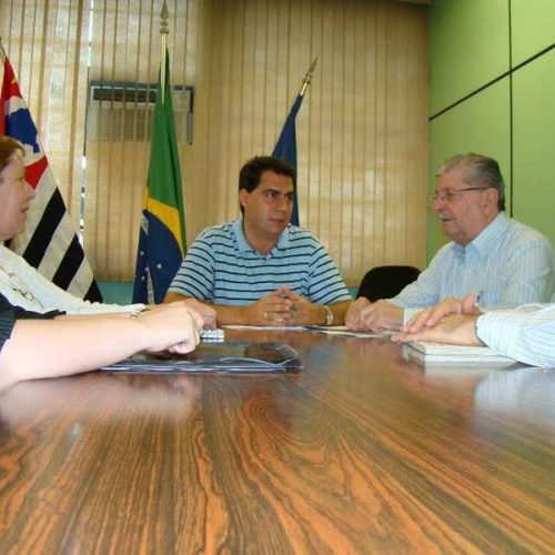 Parceria com a Unicastelo proporcionará pós-graduação a profissionais da Saúde