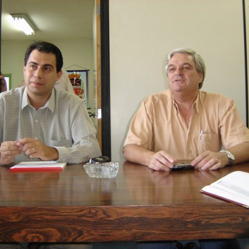 Pontos de tráfego intenso irão receber semáforos