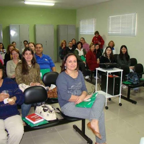 Servidores do Departamento de Saúde recebem treinamento específico sobre vacinas