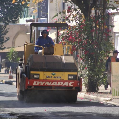 Obras de recapeamento têm sequência no centro da cidade