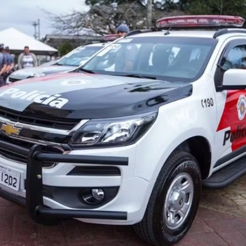 Ações rápidas da PM em Porto Ferreira e Descalvado resultam em detenção de passageiro de carro em fuga e cumprimento de mandado de prisão civil