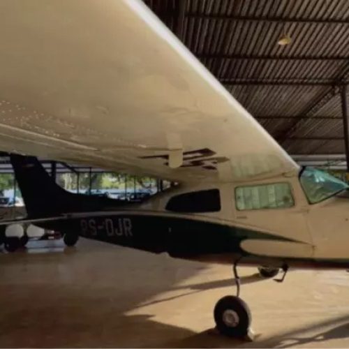 Avião, Porsche e itens de luxo são apreendidos em operação contra lavagem de dinheiro ligada ao PCC