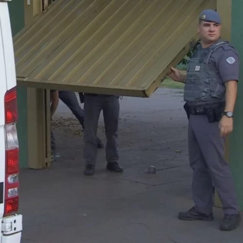 Homem é encontrado morto com tiro na cabeça em casa de Ribeirão Preto