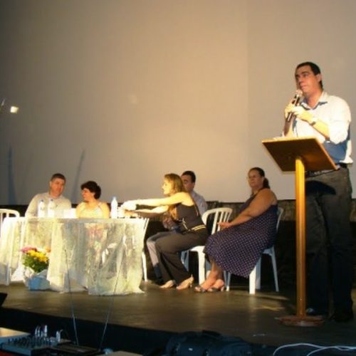 Maurício Rasi ministra palestra e lança cartilha antidrogas
