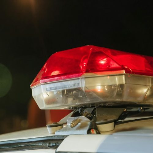 Homem é agredido após ser confundido com suspeito de feminicídio