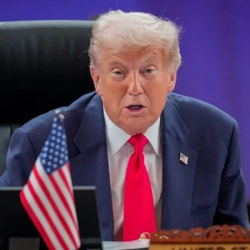 EUA negociam com sete países para proteger o Estreito de Ormuz, diz Trump