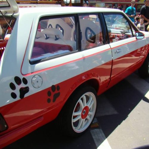 Carro do Lata Velha hoje, sábado, na Praça da Matriz