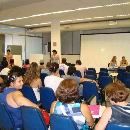 Volta às aulas: rede municipal inicia ano letivo no dia 3