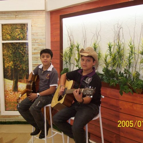 Felipe & Fernando estarão neste sábado no SBT
