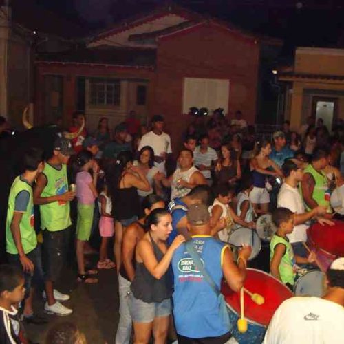 Ensaios da bateria do Bloco Inimigo Meu estão agitando a cidade