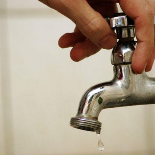 Vereador Rômulo Rippa solicita melhorias na distribuição de água em bairros