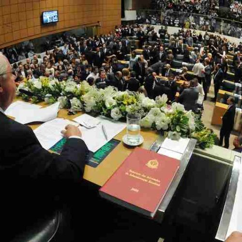 Deputado Estadual Alex Manente toma posse na Assembléia Legislativa