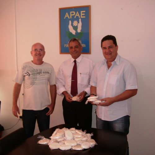 SAEF divulga projeto “óleo de cozinha e sabão” na APAE