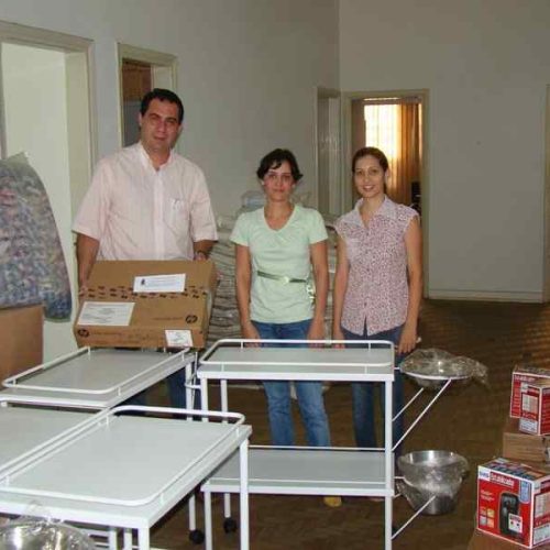 Saúde recebe equipamentos e mobiliário adquiridos pela Administração Municipal